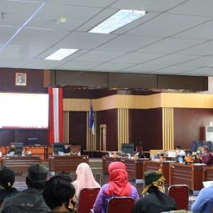 Rapat Debngan Pendapat