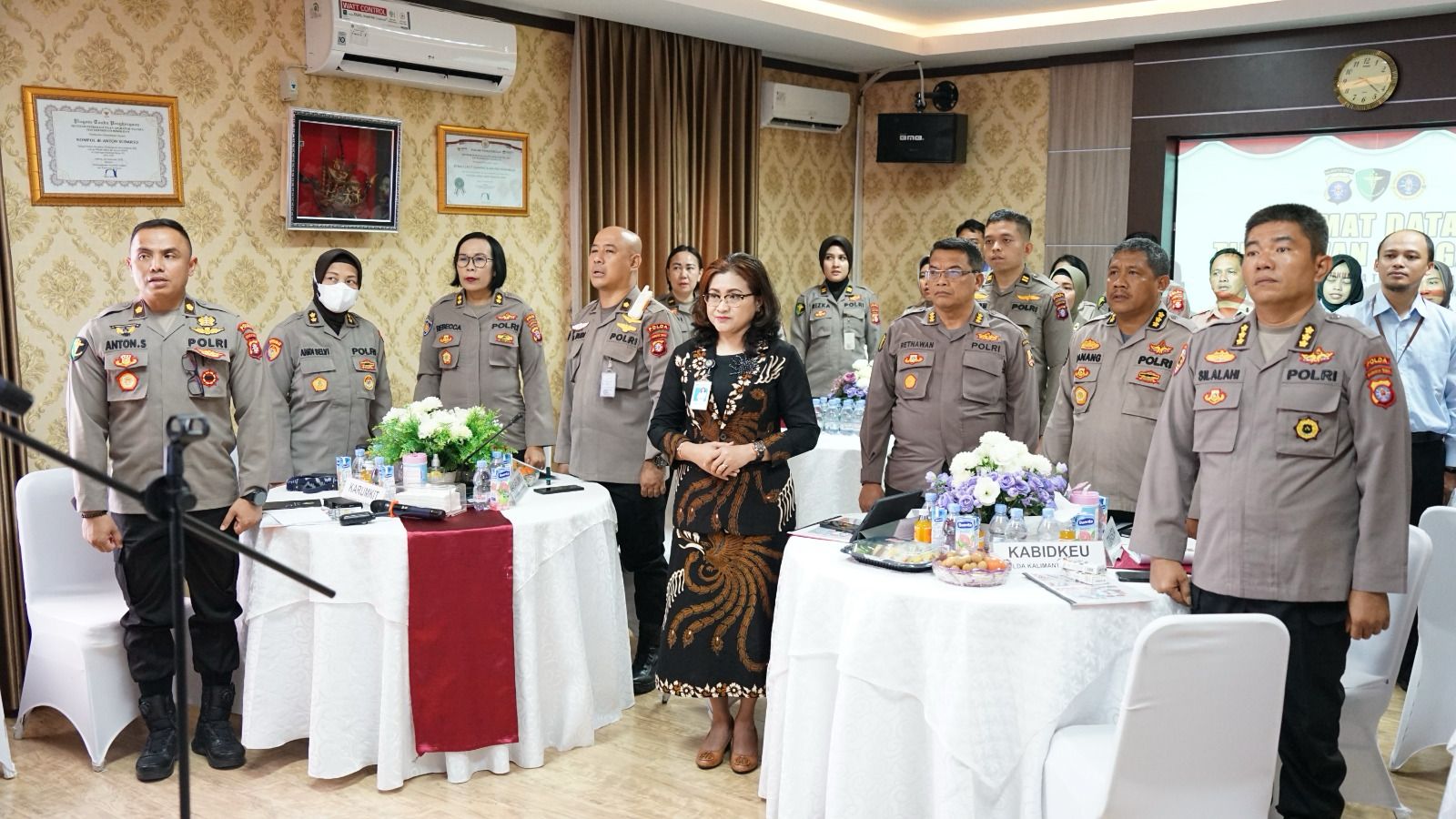 Eng seksual porno yulduzlar bilan porno Onlayn erotik foto effektlar