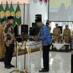 Bupati Kendal, Dico Ganinduto melantik dan mengambil sumpah jabatan fungsional